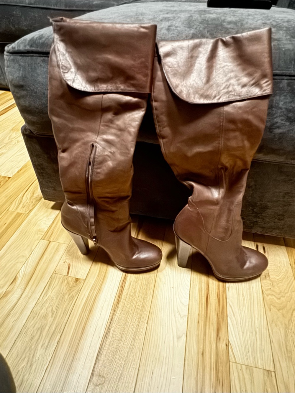 Carlos Santana Women’s US 9 Brown Leather Knee High Zip Round Toe Stiletto